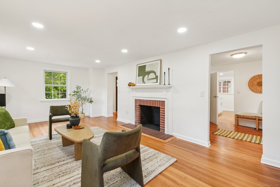 Under Contract $479,900