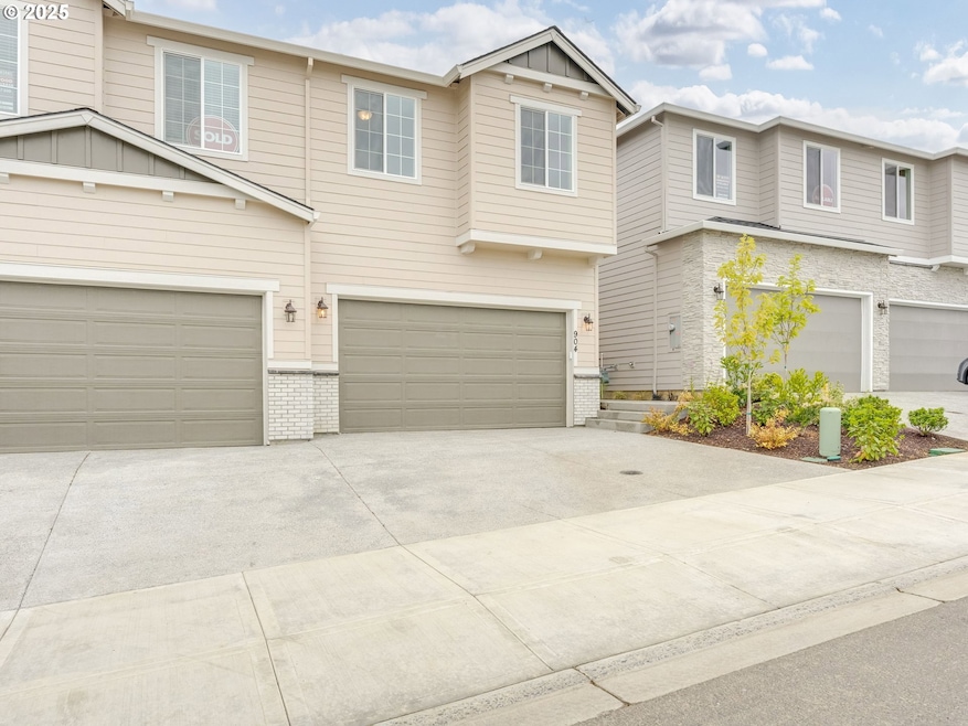 Sold $474,990 • Co-Listing Agent