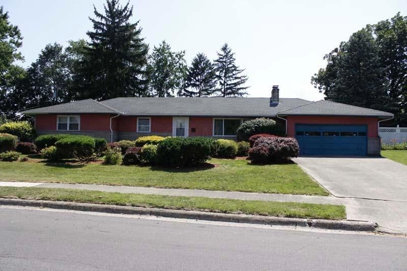 1027 Hodges Dr, Columbus, OH 43204 - photo 1