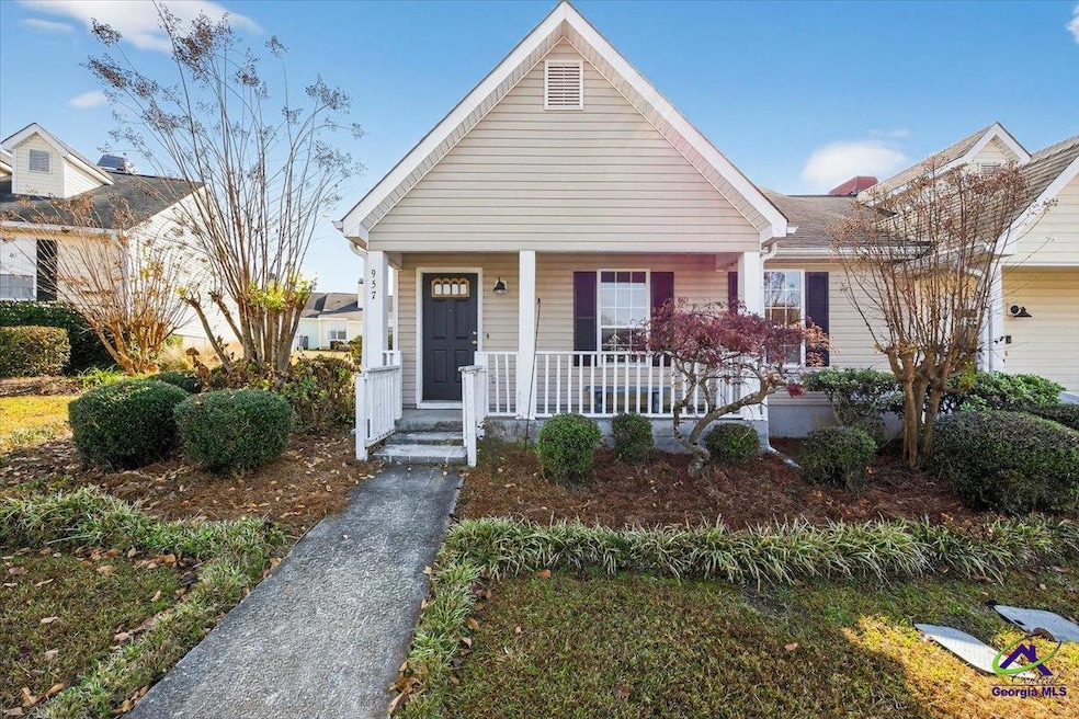 957 Laurel Oak Ct, Macon, GA 31204 - photo 1