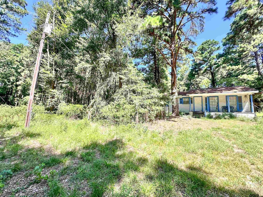 For Sale $225,000 • Co-Listing Agent