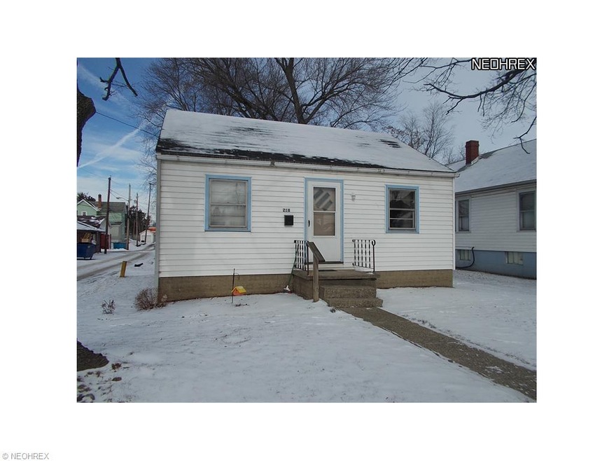 218 Vine St, Coshocton, OH 43812 - photo 1