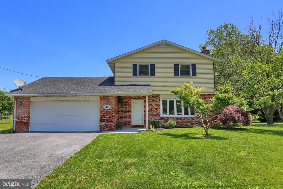 84 Edgewater Dr, Chambersburg, PA 17202 - photo 1