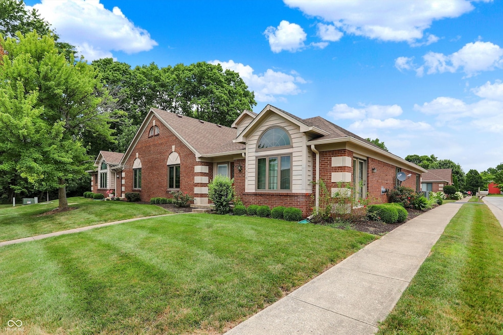 1638 Library Blvd, Greenwood, IN 46142 - photo 1