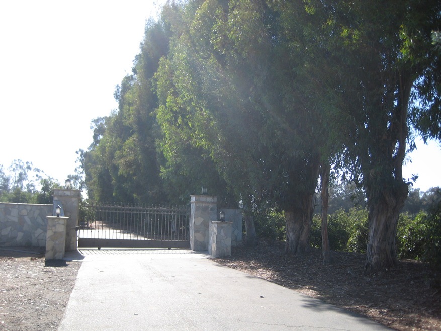 5890 Balcom Cyn
