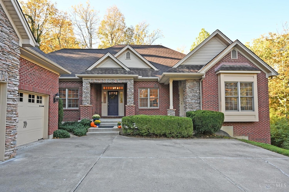 6909 Bennett Rd, Cincinnati, OH 45230 - photo 1