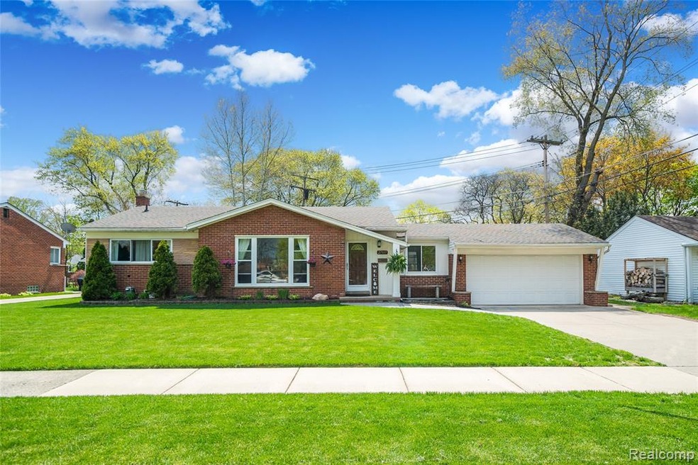 Exteriors (11 of 13) (2).jpg