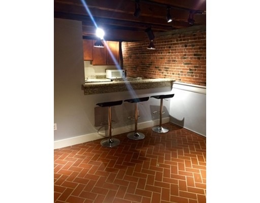 166 Commercial St unit 1R, Boston, MA 02109 - photo 1