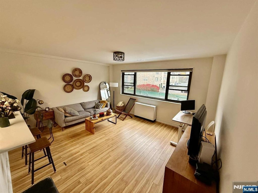 For Rent $2,000/month