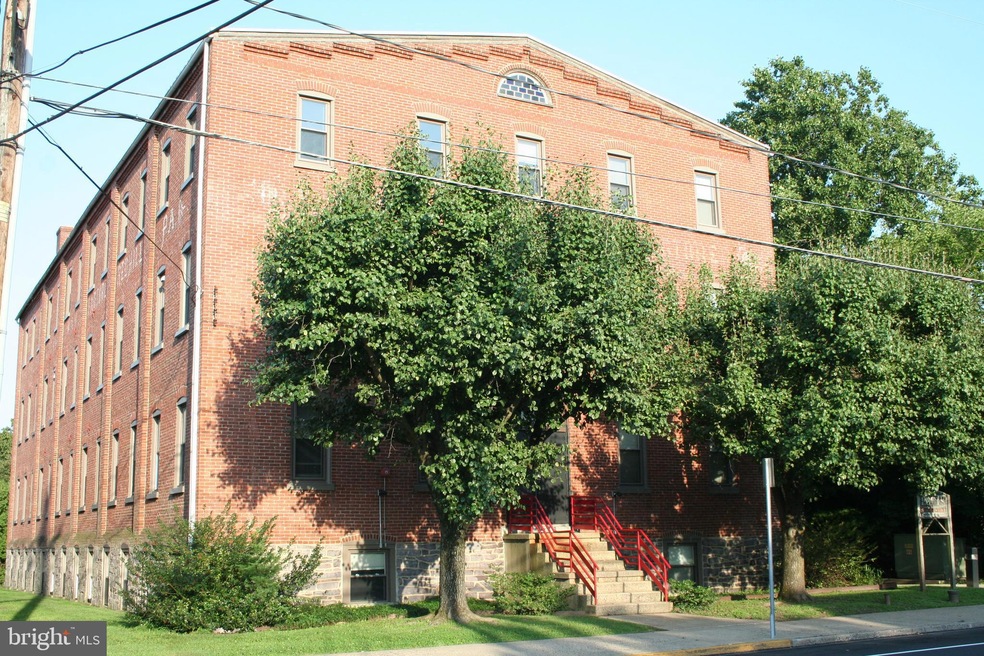 350 Main St unit 102, Red Hill, PA 18076 - photo 1