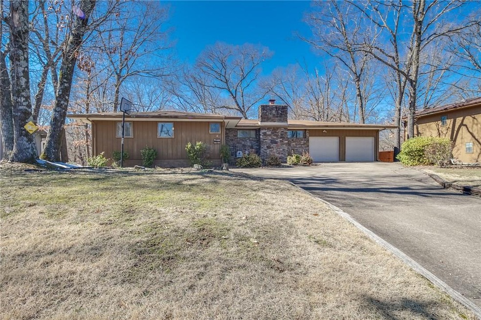 4 Basore Dr, Bella Vista, AR 72715 - photo 1