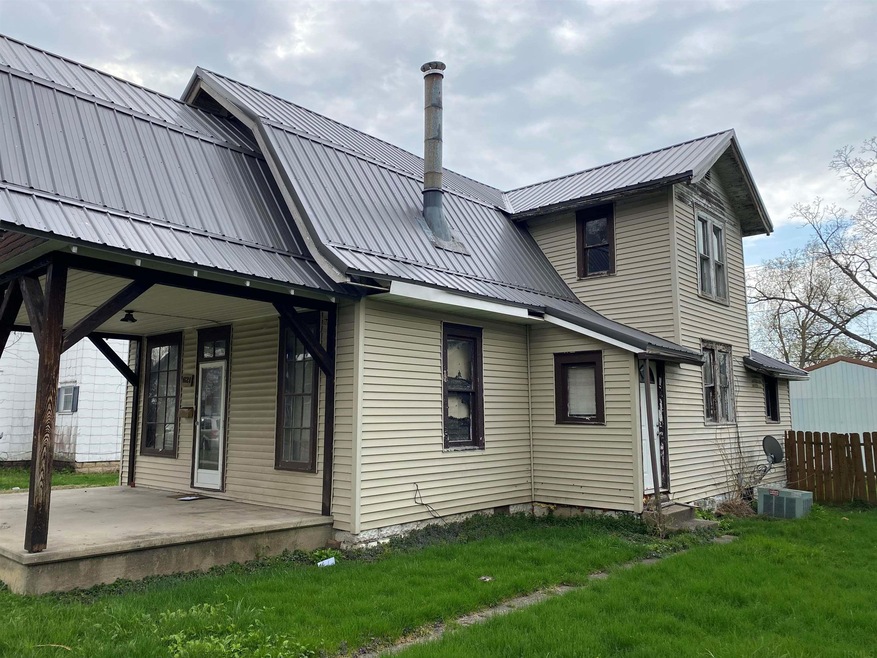 621 W Arch St, Portland, IN 47371 - photo 1