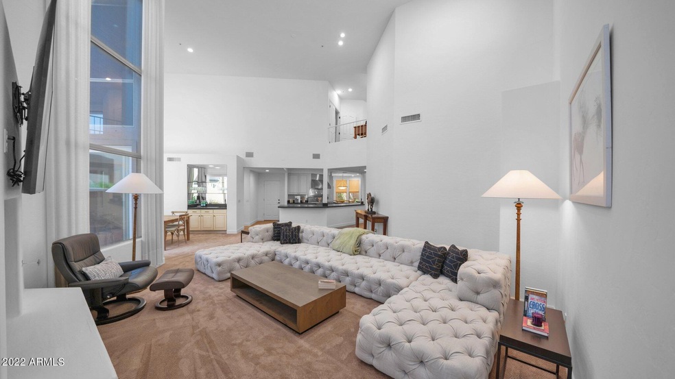Soaring Ceilings & Windows!