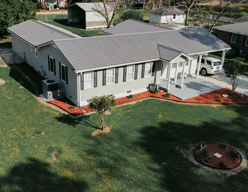 503 E Oak St, Sylvester, GA 31791 - photo 1