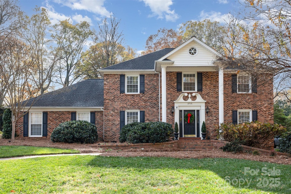 Pending $1,400,000 • Co-Listing Agent