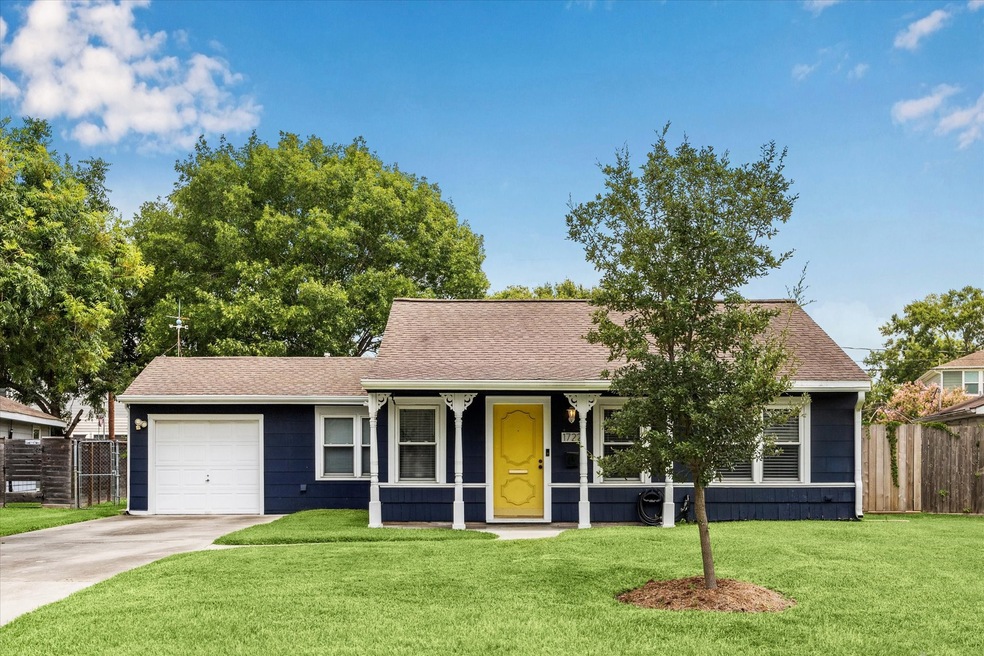 1722 De Milo Dr, Houston, TX 77018 - photo 1