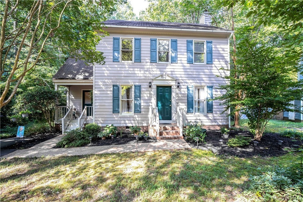 Private cul-de-sac location!