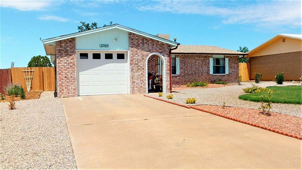 2705 Pecan Dr, Alamogordo, NM 88310 - photo 1