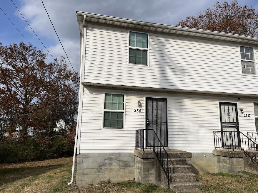 2541 Highland Trace Dr, Nashville, TN 37207 - photo 1