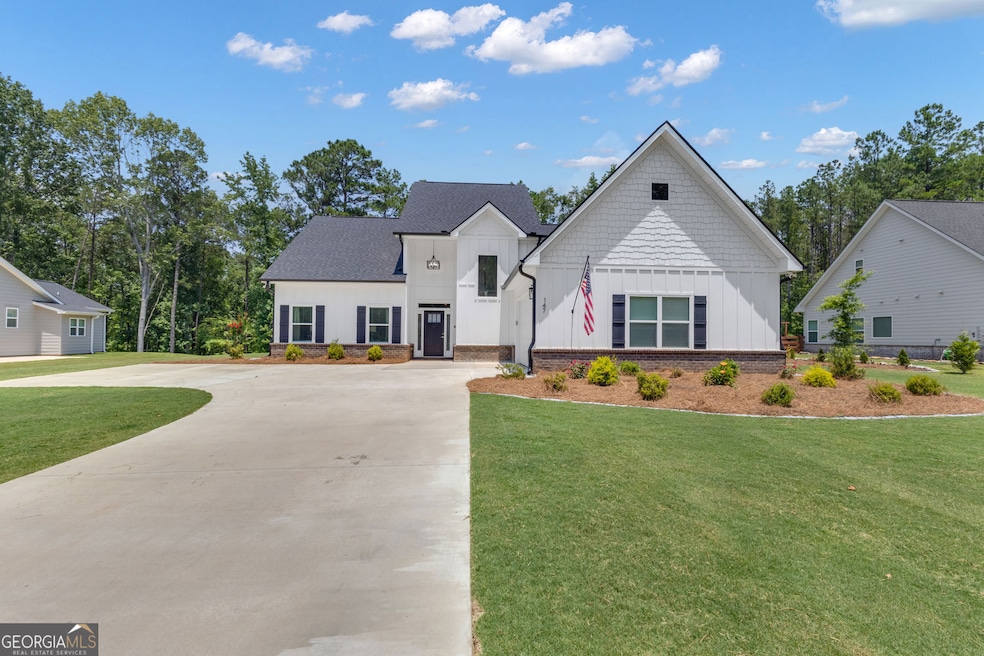 For Sale $620,000 • Co-Listing Agent