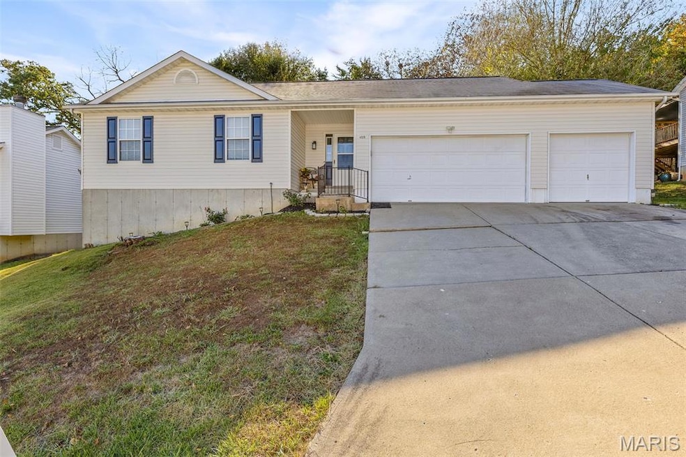 4329 NW Point Dr, House Springs, MO 63051 - photo 1