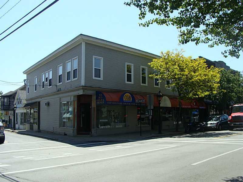 440 Main St unit 4, Warren, RI 02885 - photo 1