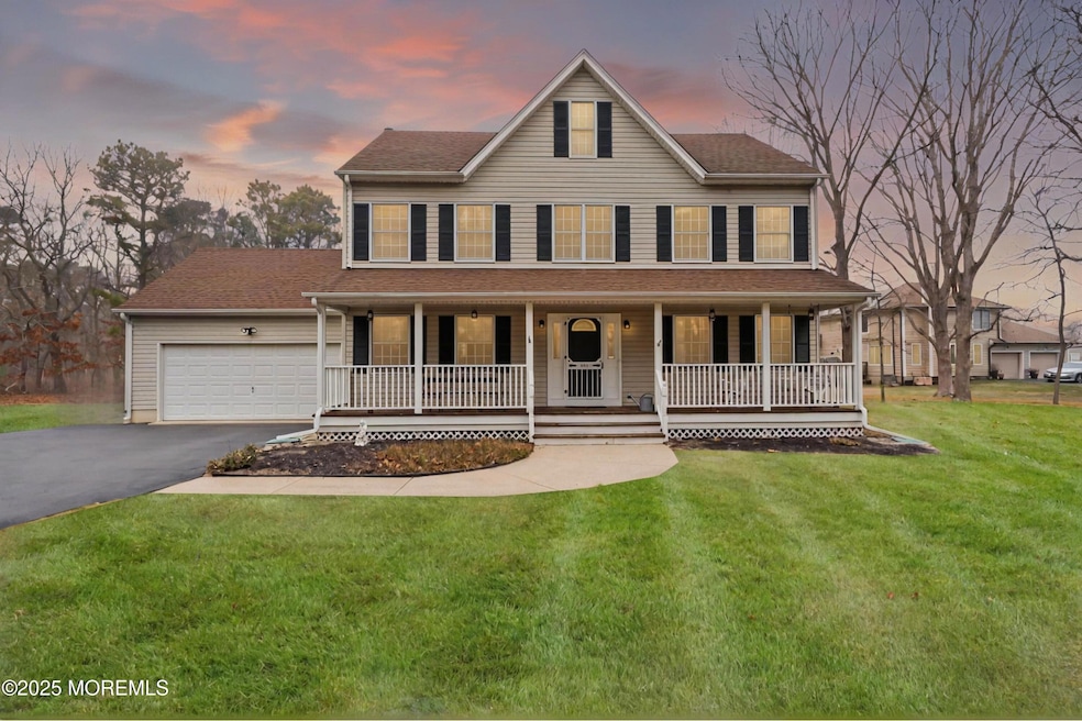 Sold $690,000 • Co-Listing Agent