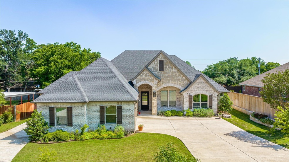 5613 Cuero Dr, Granbury, TX 76049 - photo 1