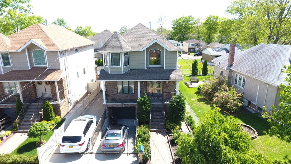 169 Barclay Ave, Staten Island, NY 10312 - photo 1