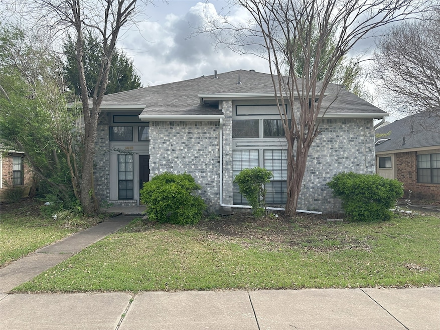 For Sale $399,000 • Co-Listing Agent