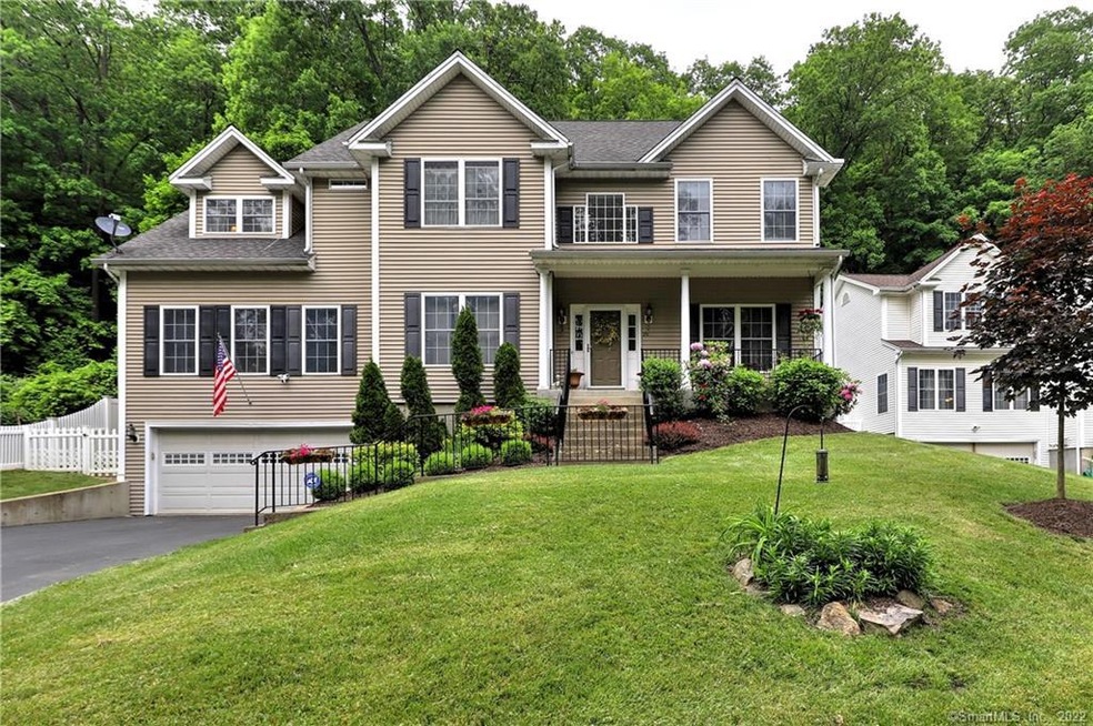 20 Apollo Rd, Bethel, CT 06801 - photo 1