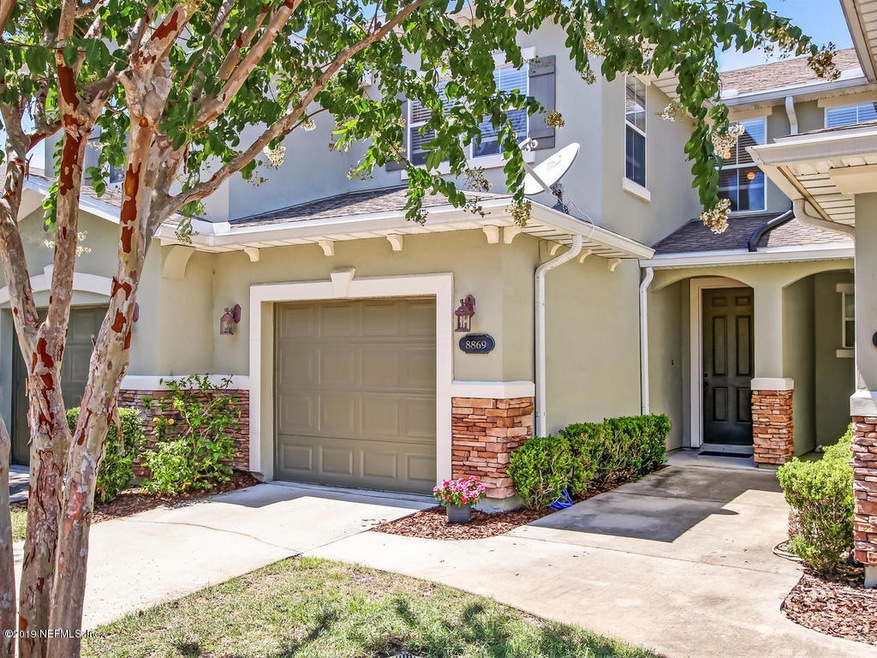 8869 Inlet Bluff Dr, Jacksonville, FL 32216 - photo 1