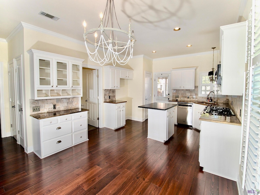 Sold • Co-Listing Agent