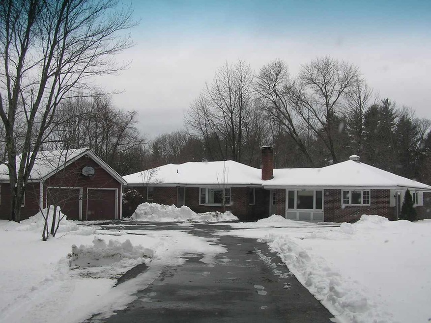 668 Upper Straw Rd, Contoocook, NH 03229 - photo 1