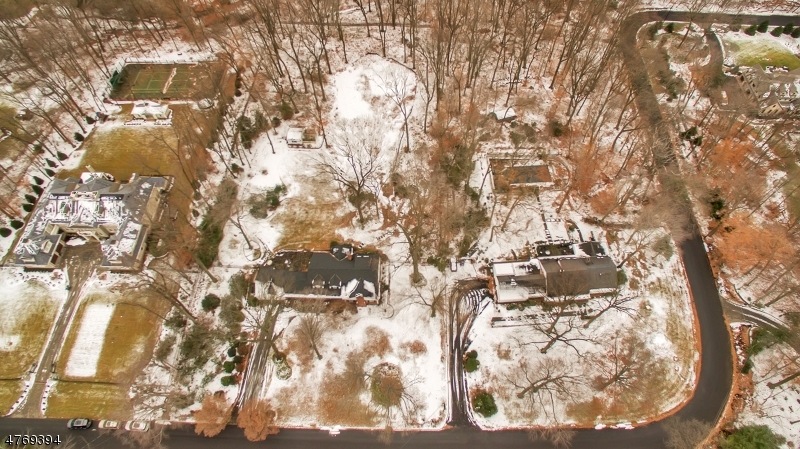 63 Twin Brooks Rd, Saddle River, NJ 07458 - photo 1