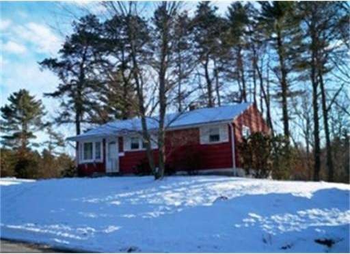 95 Walnut St, Oxford, MA 01540 - photo 1