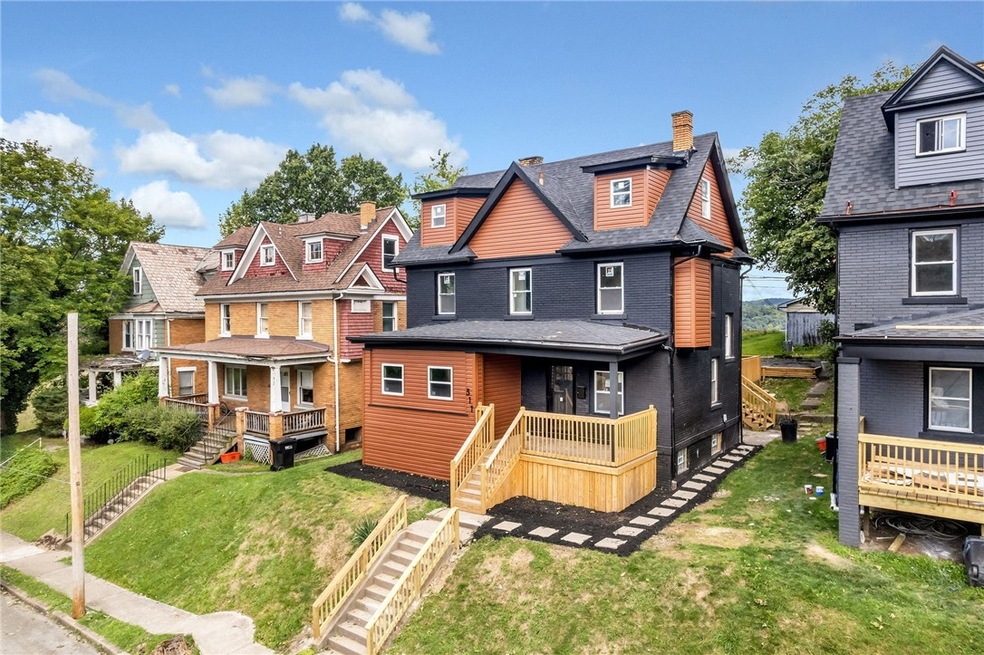 311 Kiehl St, Aliquippa, PA 15001 - photo 1