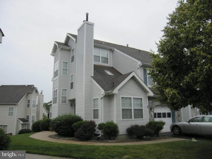 17 Jill Ct, Monmouth Junction, NJ 08852 - photo 1