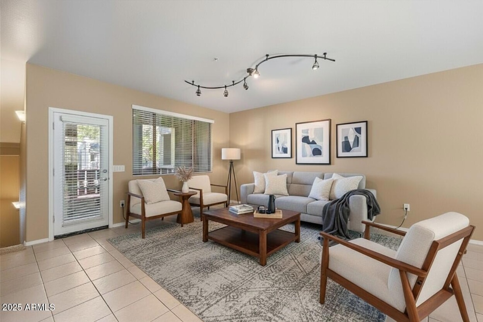 3250 W Greenway Rd unit 151, Phoenix, AZ 85053 - photo 1