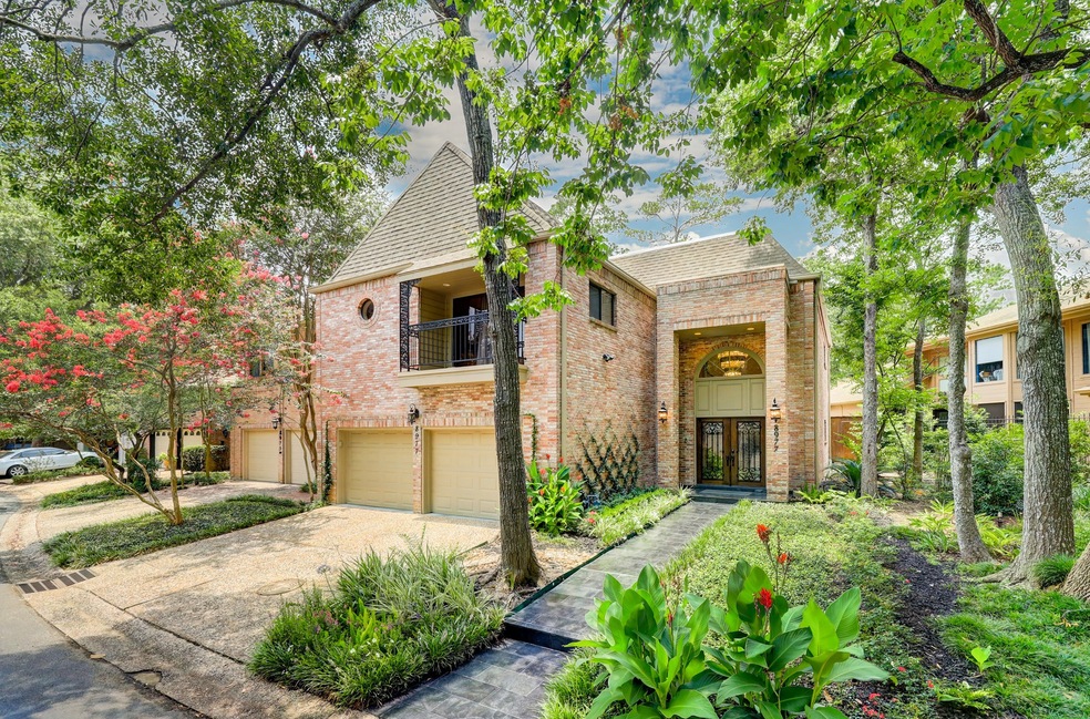 8977 Briar Forest Dr, Houston, TX 77024 - photo 1