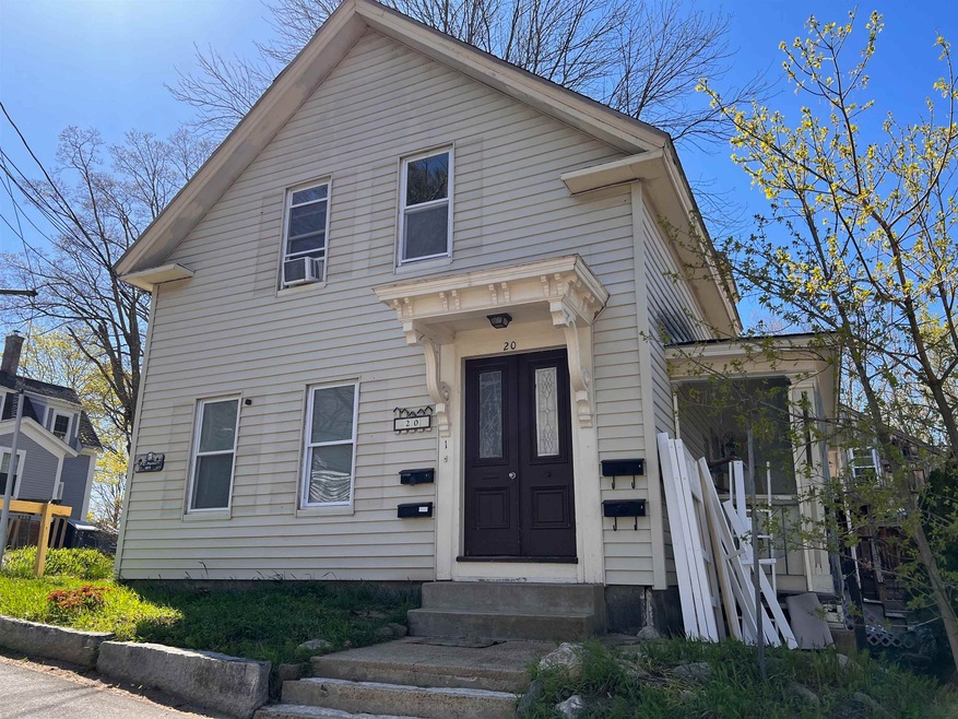 20 Chestnut St, Pittsfield, NH 03263 - photo 1