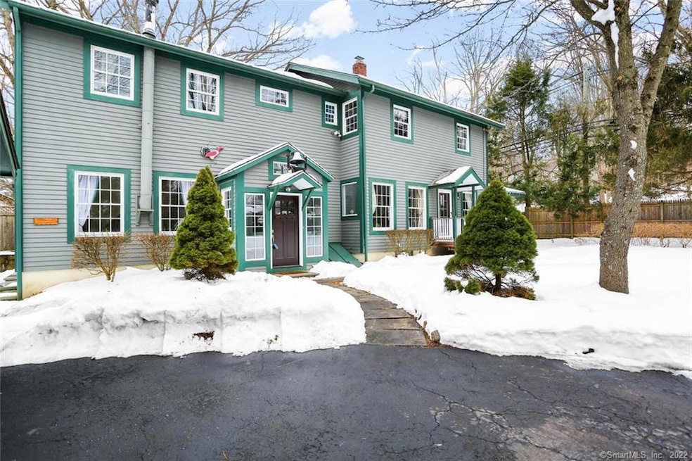 111 Woodbine Rd, Stamford, CT 06903 - photo 1