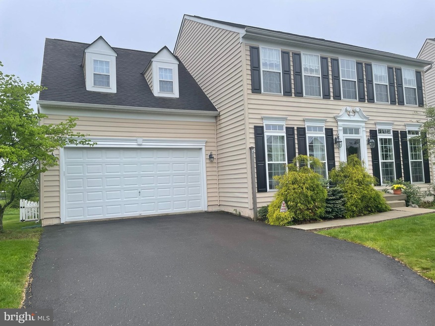 410 Saddlery Dr, Perkasie, PA 18944 - photo 1