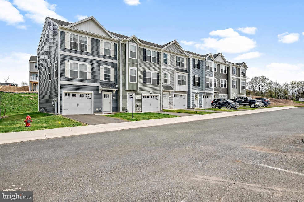 For Rent $1,950/month • Co-Listing Agent