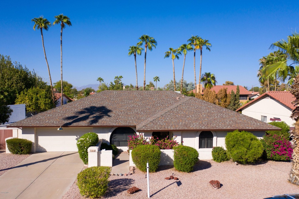 336 E Hackamore-01