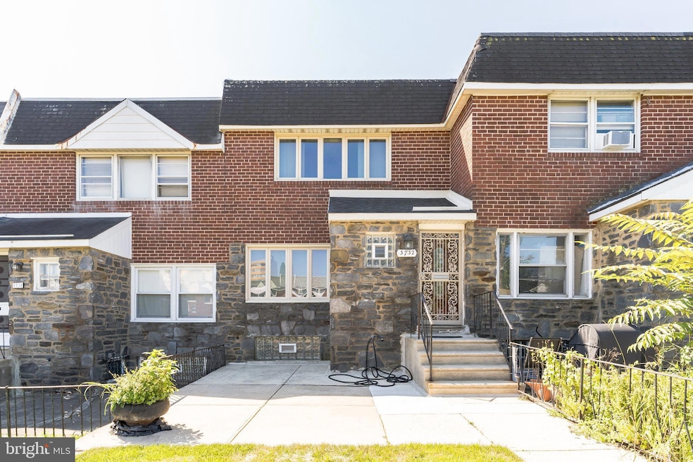 Sold $350,000 • Co-Listing Agent