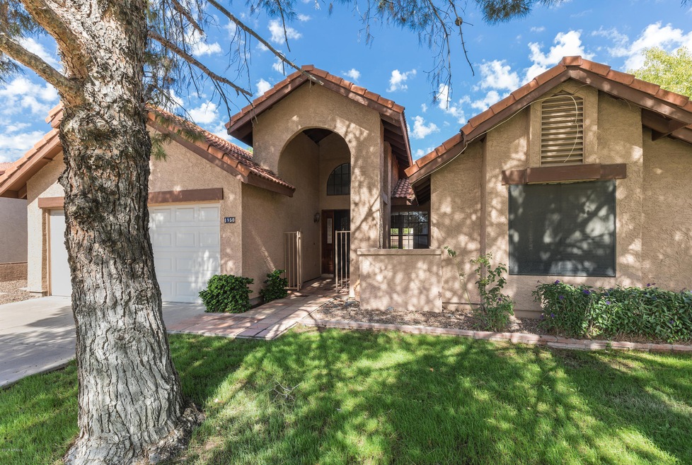 1950 E. Sunburst Lane