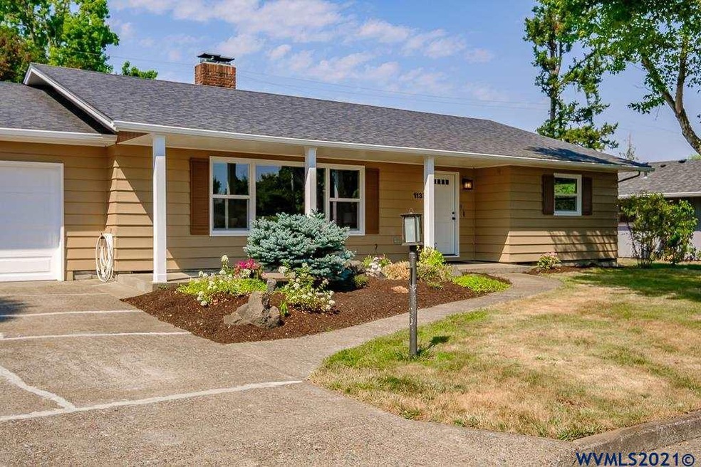 1137 26th Ave SW, Albany, OR 97321 - photo 1