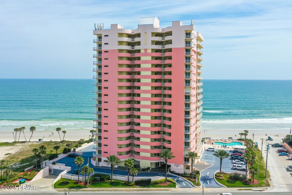 Breathtaking Island Crowne