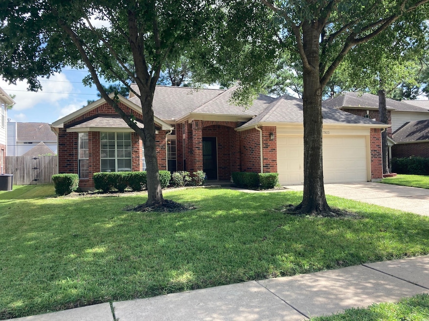 7923 Autumn Laurel Trail, Houston, TX 77095 - photo 1